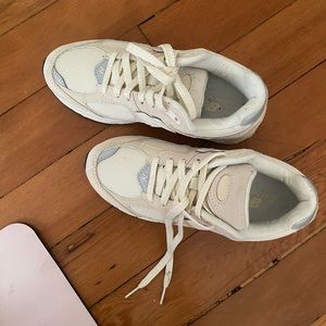 New Balance 2002 - calm taupe - Woman’s size 6 or men’s size 4